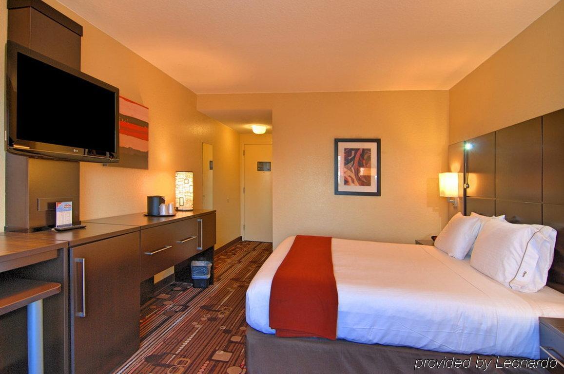 Holiday Inn Express Ft Lauderdale Cruise-Airport By Ihg Fort Lauderdale Exterior photo